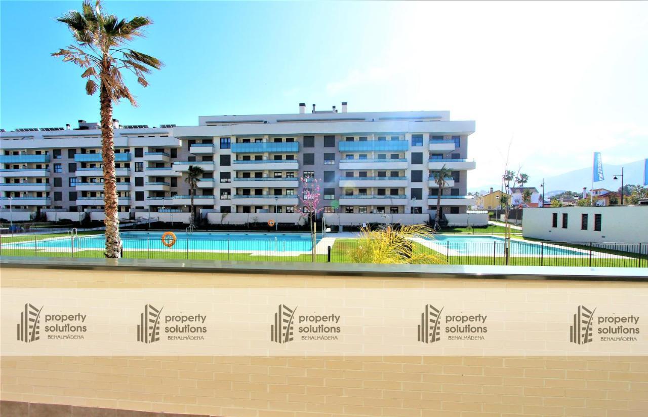 Appartamento Playa Los Álamos - Segunda línea de playa - Piscina - Playa a 300 metros - PARKING GRATIS - EXCELENTE CONEXIÓN WIFI Torremolinos Esterno foto