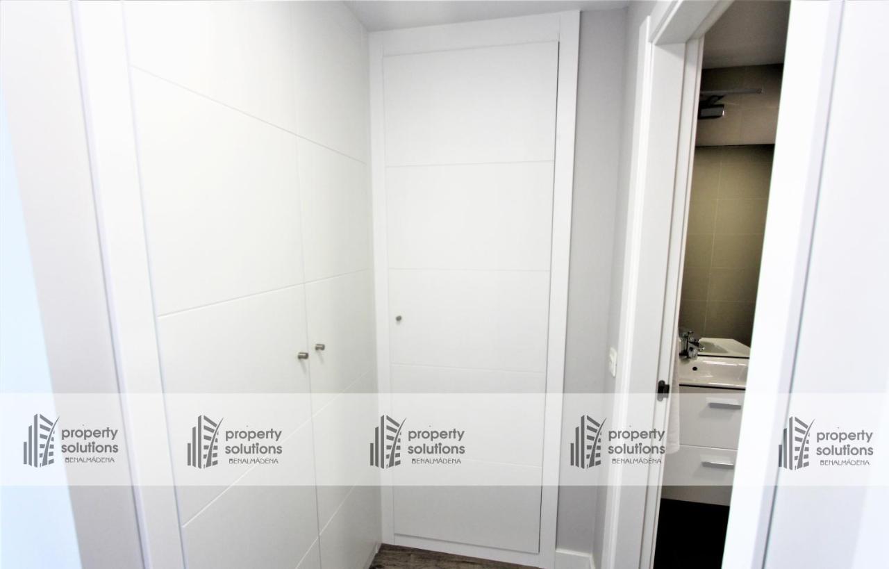 Appartamento Playa Los Álamos - Segunda línea de playa - Piscina - Playa a 300 metros - PARKING GRATIS - EXCELENTE CONEXIÓN WIFI Torremolinos Esterno foto