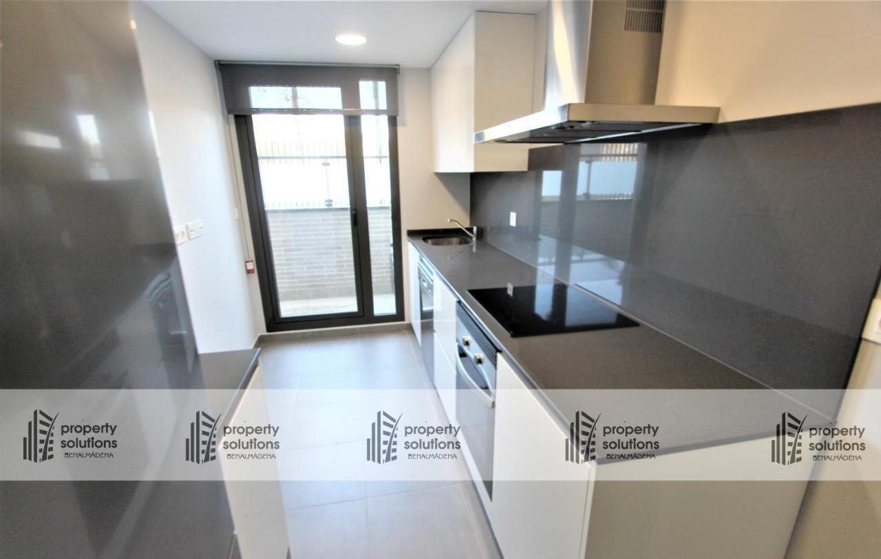 Appartamento Playa Los Álamos - Segunda línea de playa - Piscina - Playa a 300 metros - PARKING GRATIS - EXCELENTE CONEXIÓN WIFI Torremolinos Esterno foto