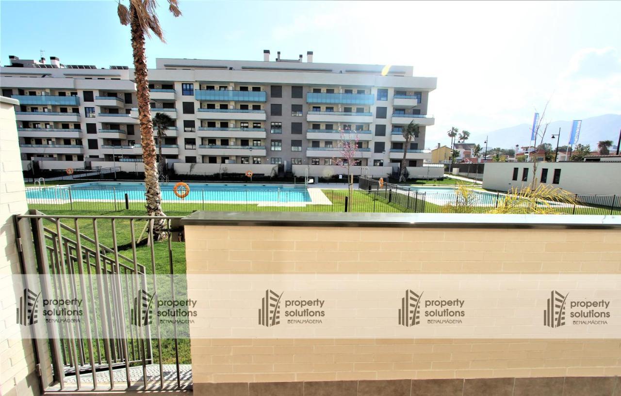 Appartamento Playa Los Álamos - Segunda línea de playa - Piscina - Playa a 300 metros - PARKING GRATIS - EXCELENTE CONEXIÓN WIFI Torremolinos Esterno foto