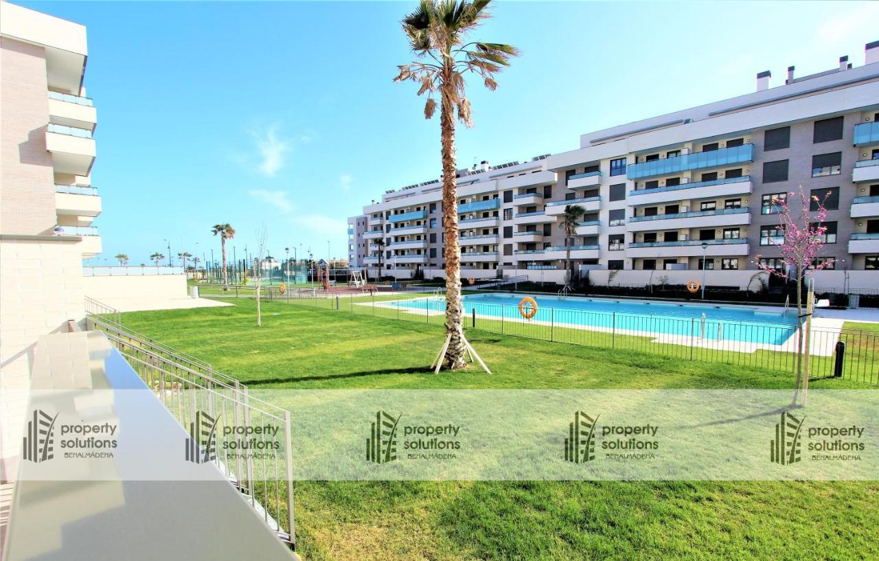 Appartamento Playa Los Álamos - Segunda línea de playa - Piscina - Playa a 300 metros - PARKING GRATIS - EXCELENTE CONEXIÓN WIFI Torremolinos Esterno foto