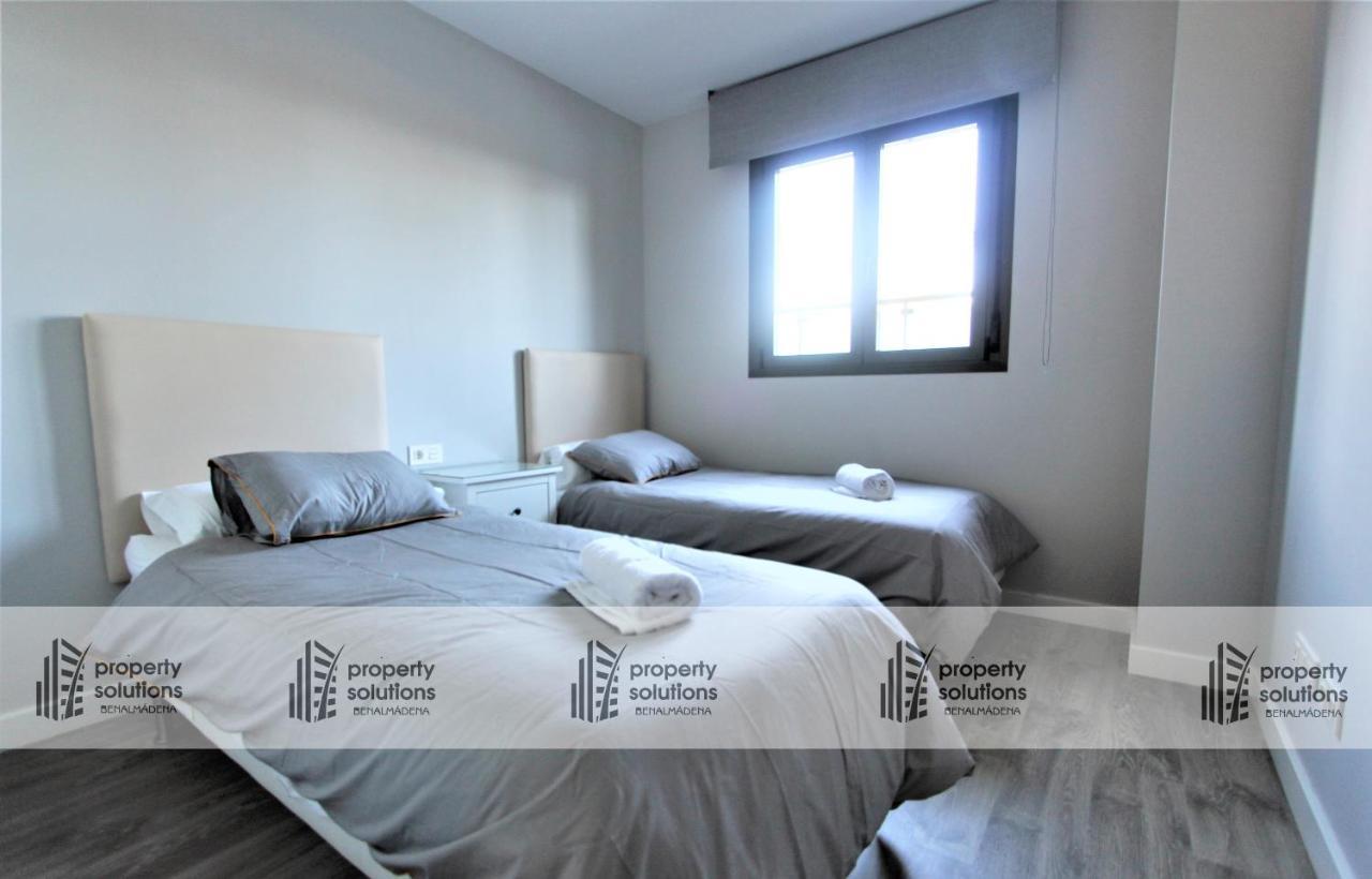 Appartamento Playa Los Álamos - Segunda línea de playa - Piscina - Playa a 300 metros - PARKING GRATIS - EXCELENTE CONEXIÓN WIFI Torremolinos Esterno foto