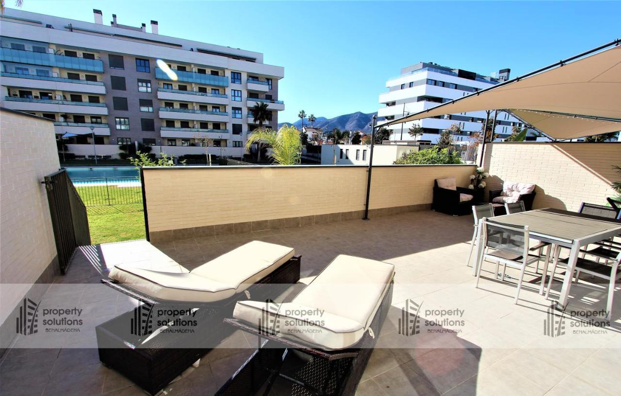 Appartamento Playa Los Álamos - Segunda línea de playa - Piscina - Playa a 300 metros - PARKING GRATIS - EXCELENTE CONEXIÓN WIFI Torremolinos Esterno foto